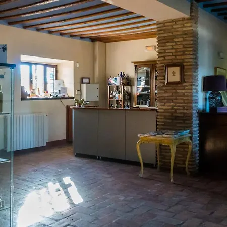Molino La Nava Country house *